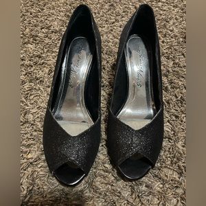 Dress shoes. Size 6.5